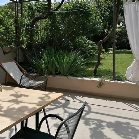 1 Bedroom Amazing In 아파트 포레치