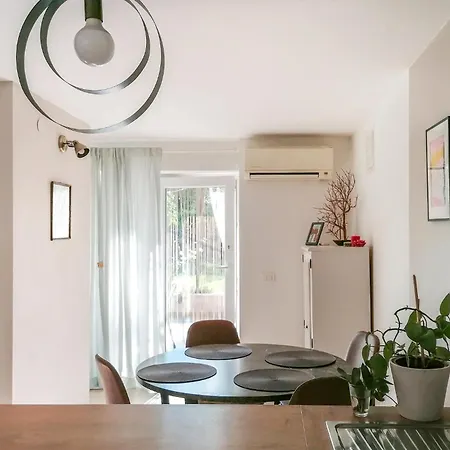 Apartment 1 Bedroom Amazing In