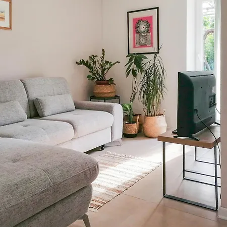 1 Bedroom Amazing In Porec
